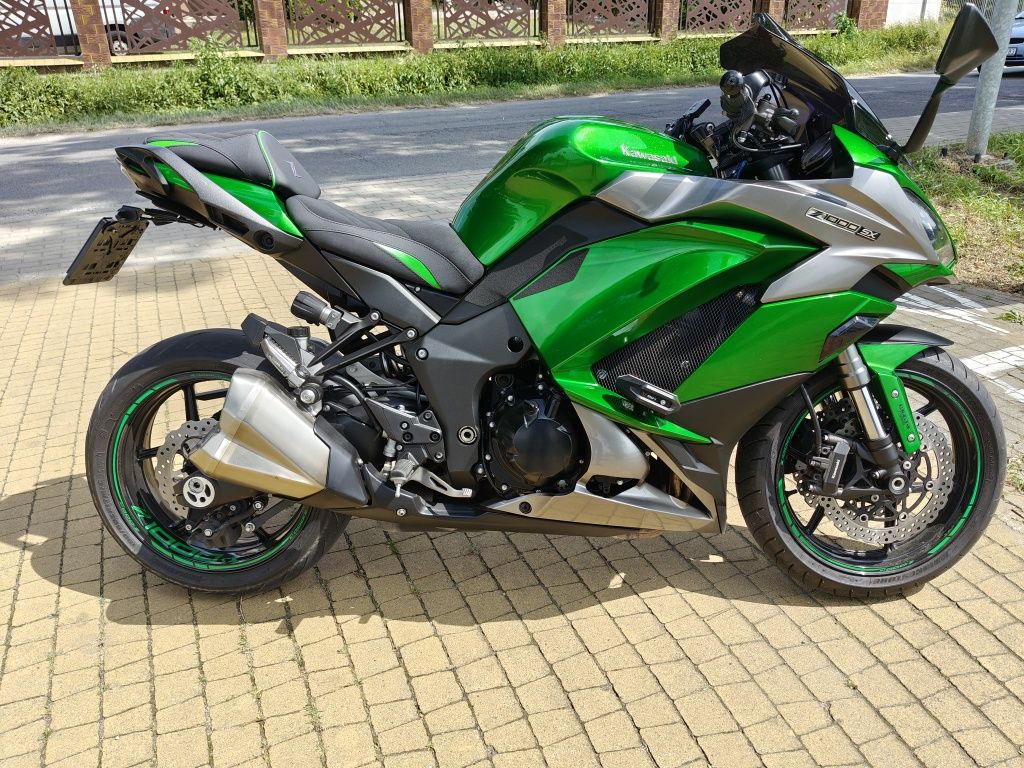 Kawasaki Z1000SX 2018 – 3 kufry, crash pady, gotowy do jazdy!

Na sprz