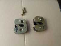 Zamek Drzwi Prawy Microcar MC1 MC2 Due grecav eke  First Rygiel nowy