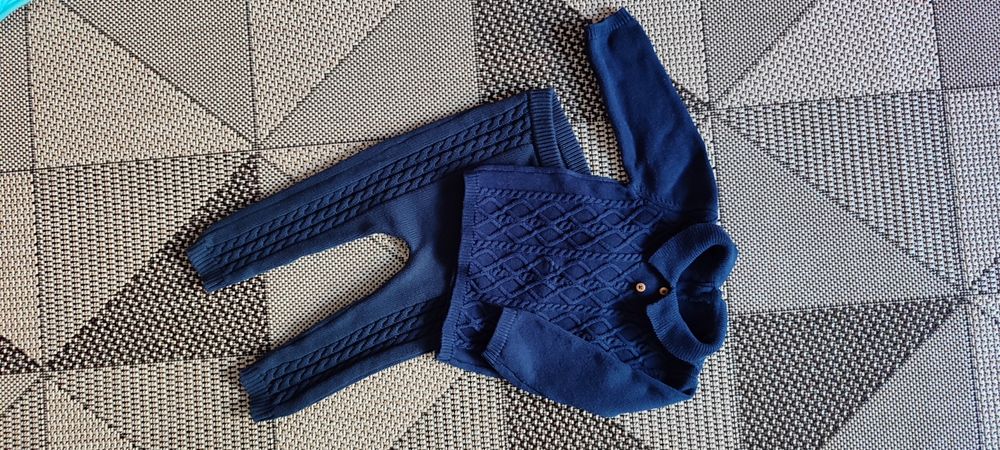 Костюм в'язаний унісекс 80-86 светр штани