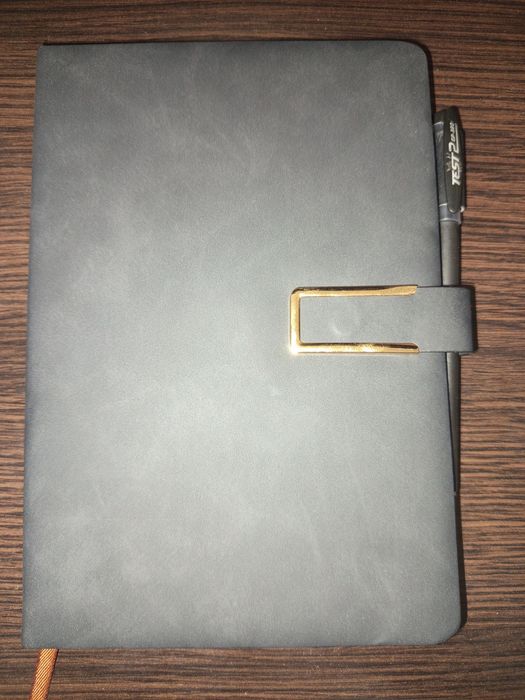 Черный блокнот + ручка в комплекте