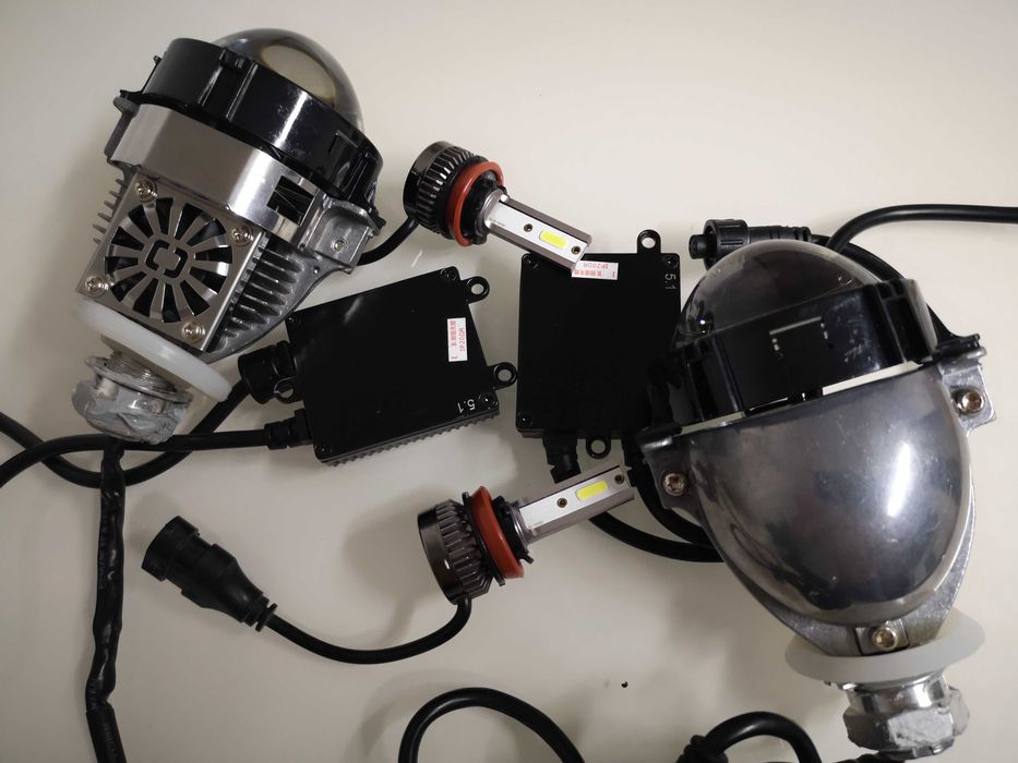 Лінзи автомобільні AMS Bi-LED i1 2.5" (2 шт)