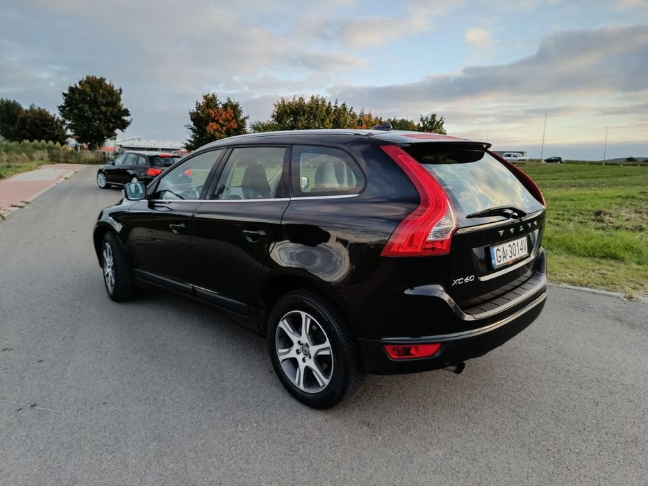 Ładne Volvo XC 60 2014r Doinwestowany