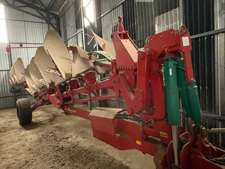 Sprzedam Pług 8 skibowy Kverneland PW 100 z pakomatami