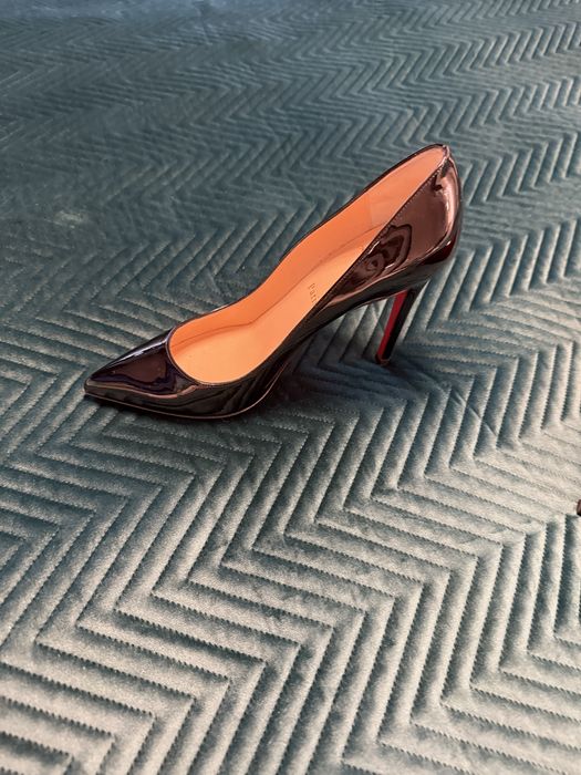 Szpilki Louboutine czarne