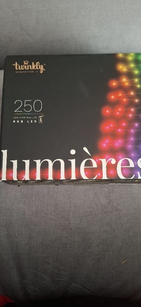 Lampki choinkowe Twinkly Strings 250 LED RGB+W 20 m transparent