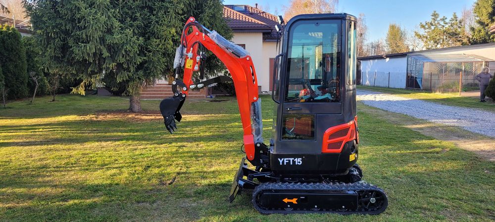 Mini koparka gąsienicowa YFT 1.5 z kabiną 1500 kg Diesel  2025 rok