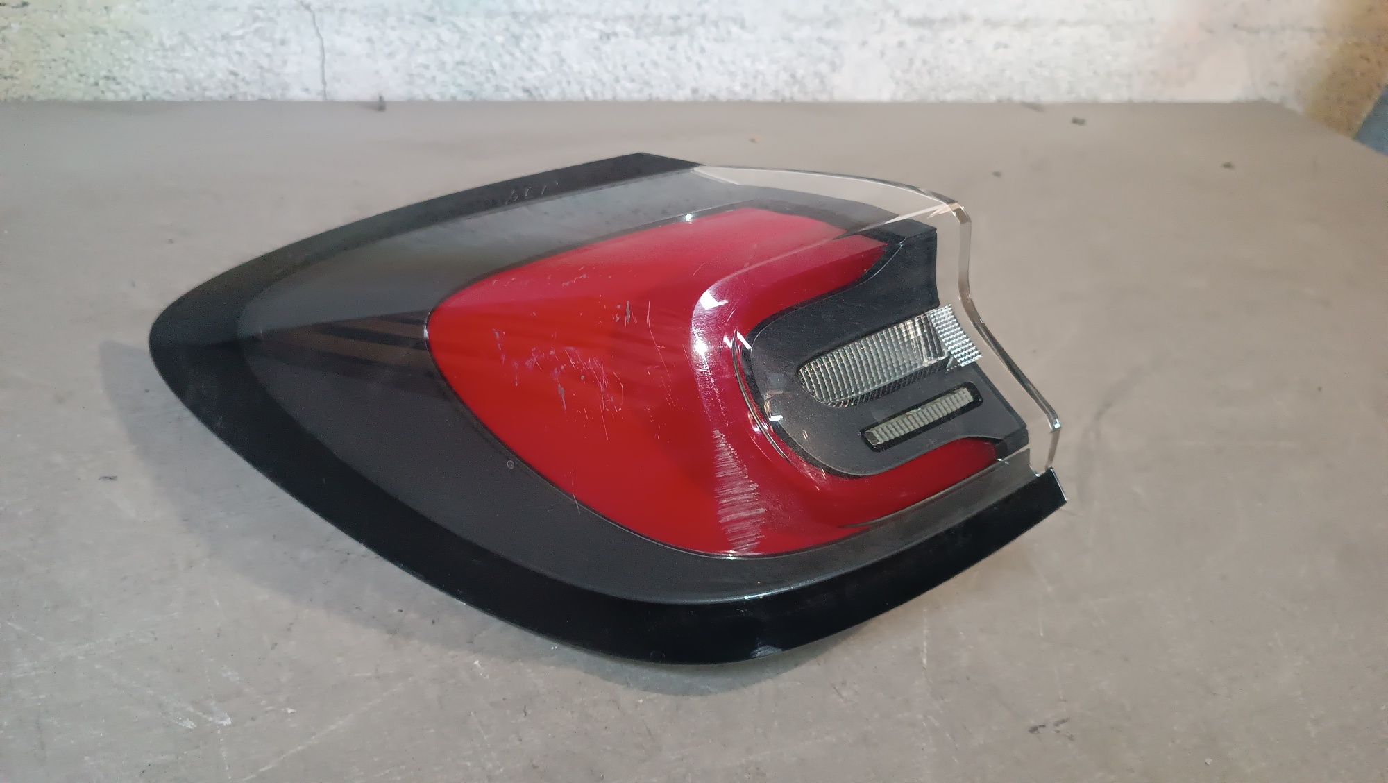 Vendo farolim esquerdo de Ford puma MK 2 ano 2019/20