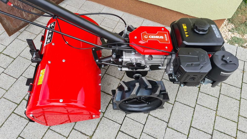 Wynajmę Glebogryzarke Spalinową z Napędem CEDRUS 54 Separacyjna