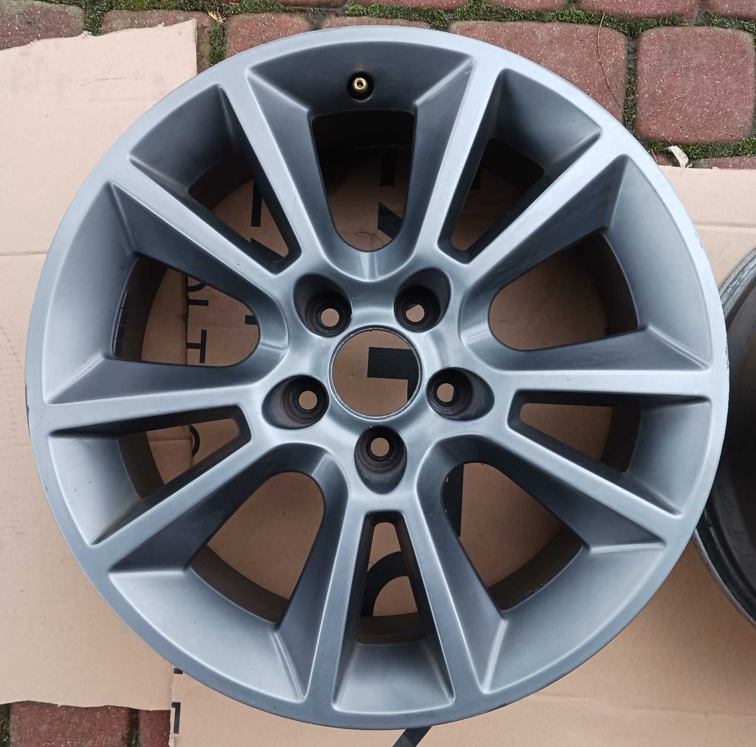 Ronal alufelgi felgi aluminiowe 17 cali 5x110 od Zafira b