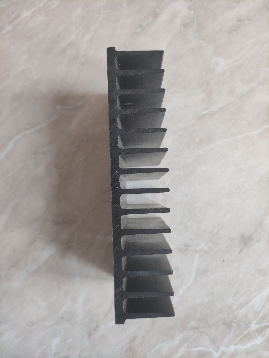 Radiator aluminiowy 80x166