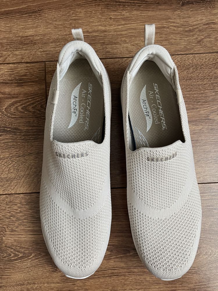 Сліпони, мокасини жіночі Skechers Arch Fit 40р.