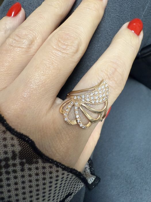 Золотое кольцо 19р.