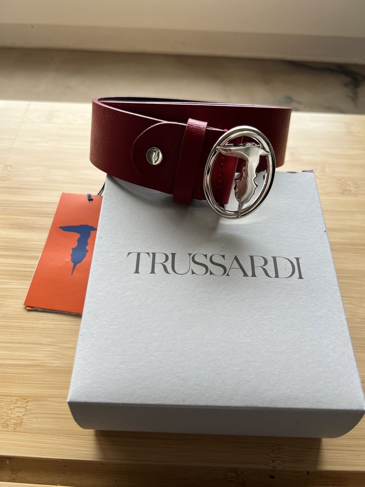 Cinto Trussardi novo