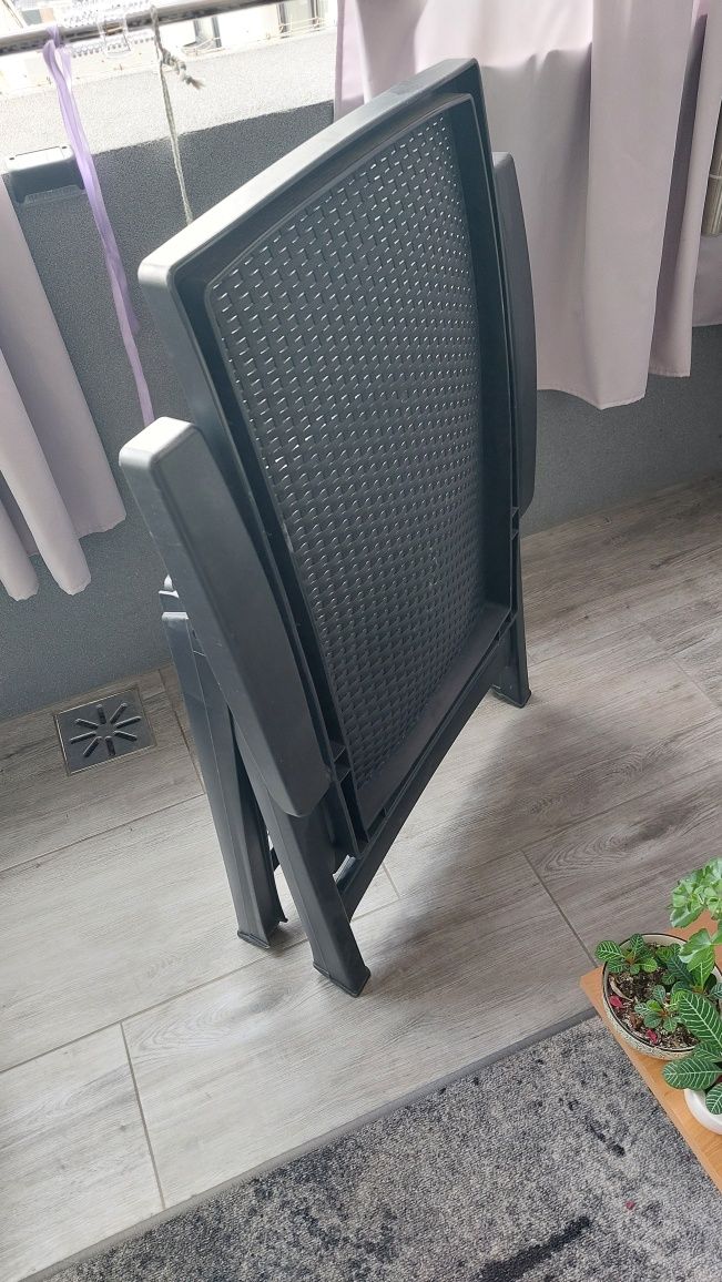 Krzeslo leżak balkon taras  wysokie plus pokrowiec