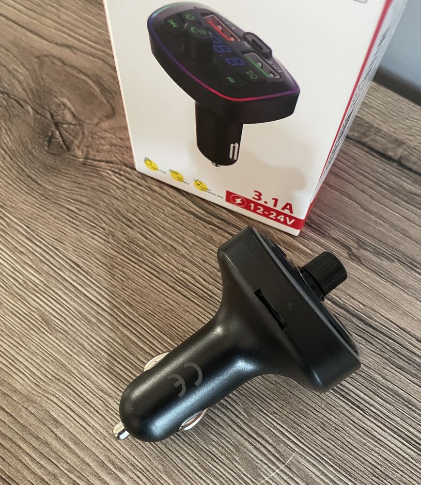 Transmiter samochodowy, odtwarzacz MP3 Bluetooth 5.0