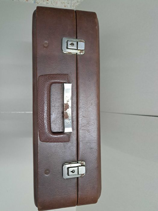 [Vintage] Máquina de escrever | REGIS