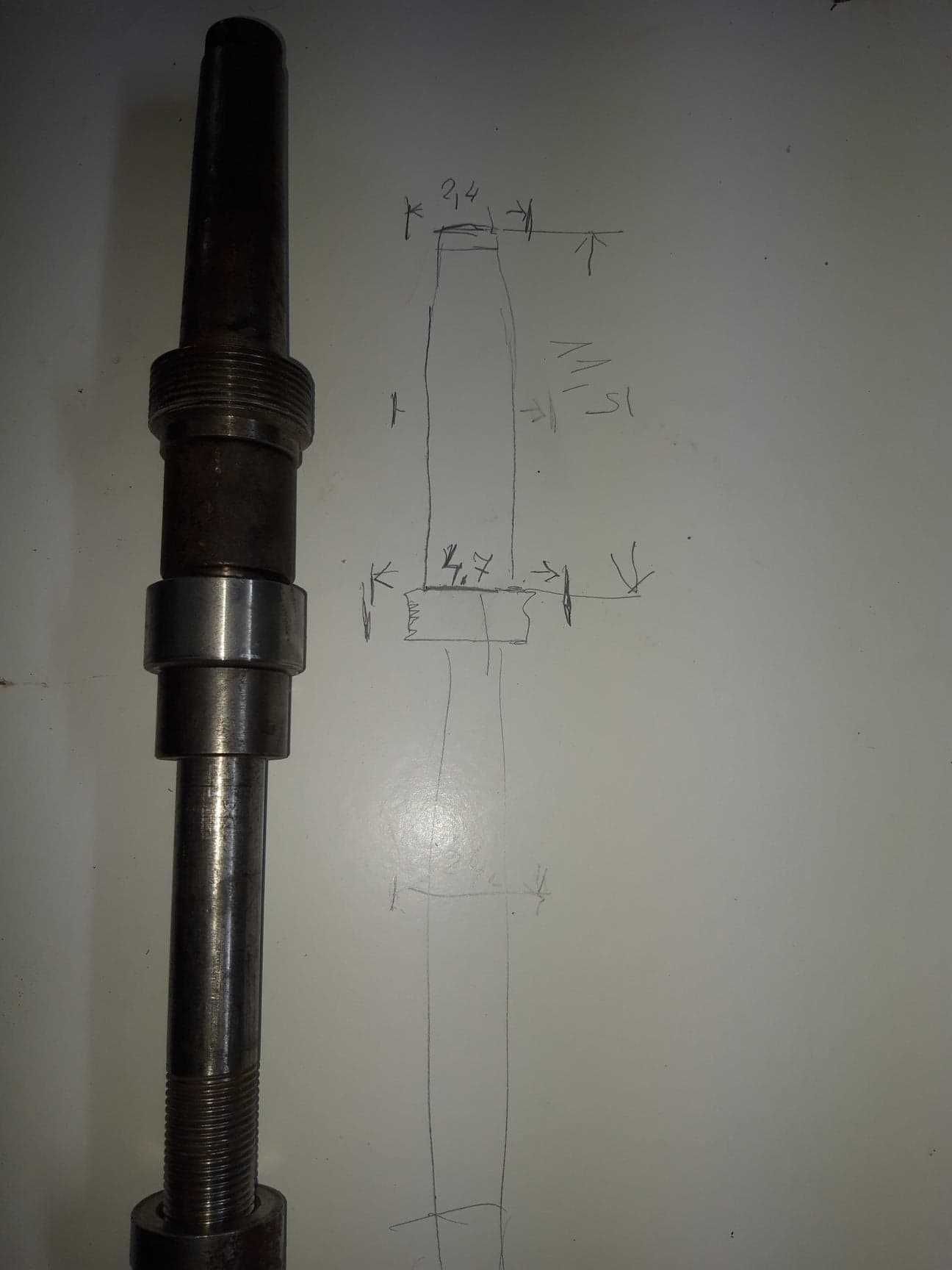 Trzpień do frezarki dolnowrzecionowej Fi 24 mm