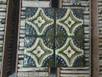 Azulejos de relevo antigos nunca aplicados
