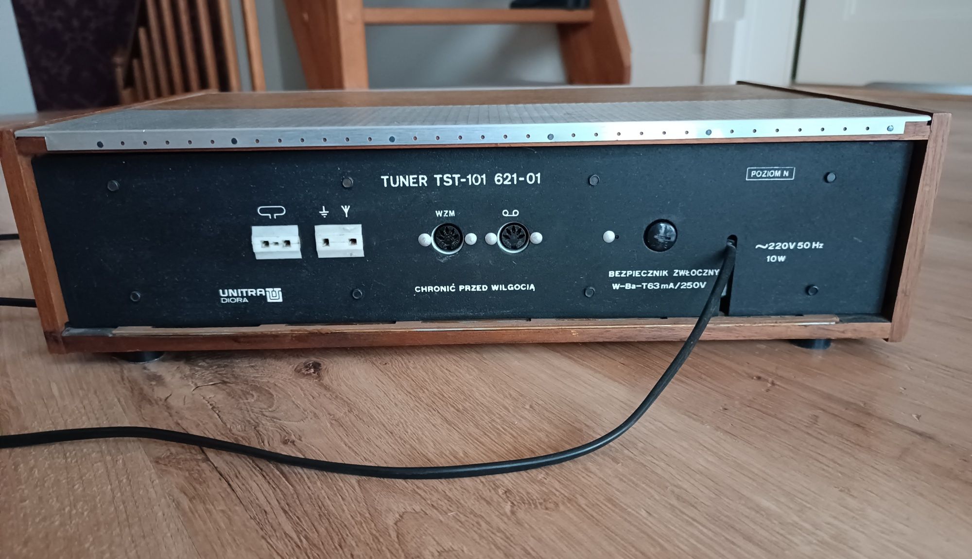 Tuner Unitra Meluzyna TST-101