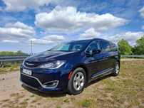 Chrysler Pacifica Chrysler Pacyfika Touring L Plus