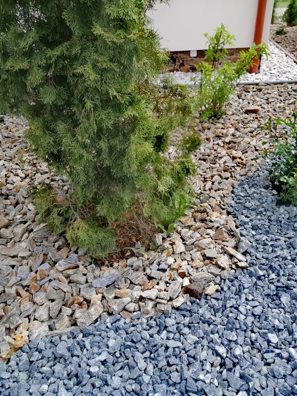 KORA KAMIENNA gnejs szara kamień naturalny ogród grys z dostawą głaz