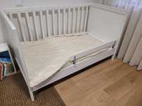 Berço / cama de criança ikea sundvik + colchão