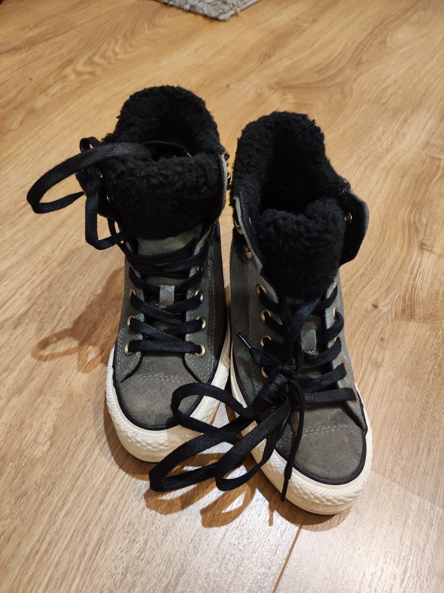 Trampki Converse ocieplane długie rozm 36