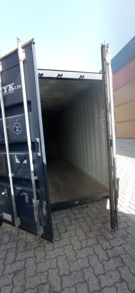 Contentores em bom estado 

Unidades de 6 e de 12 metros 
A p