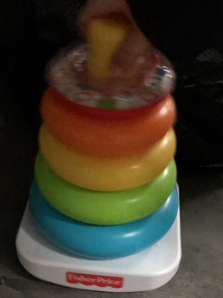 Brinquedo fisher price pirâmide balance