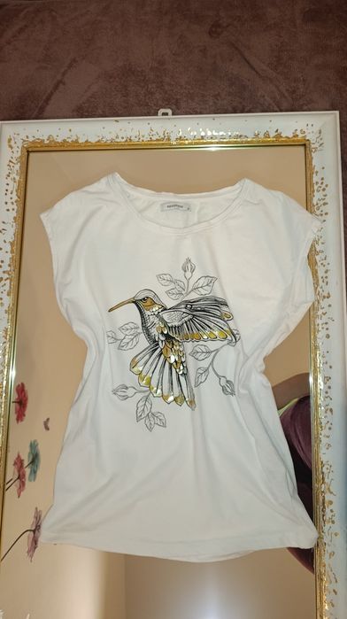 Biały, nowy t-shirt damski z nadrukiem, nowy, Reserved, rozm. S(36)