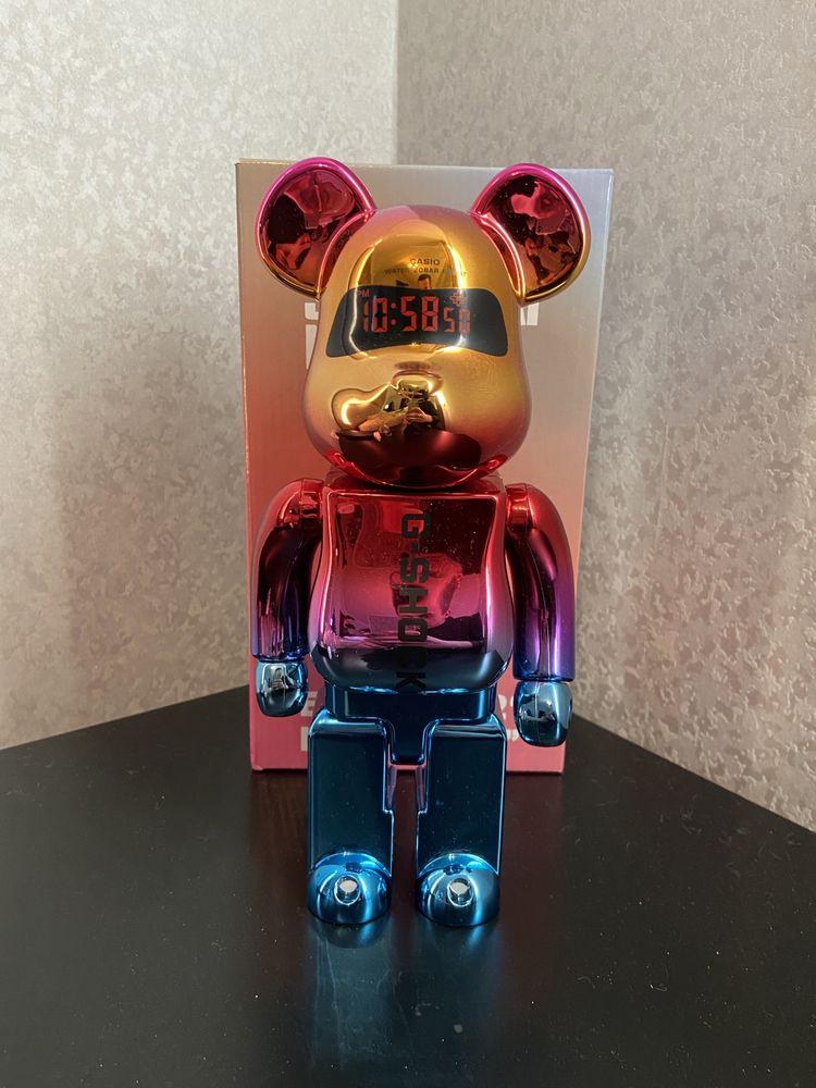 Bearbrick g-shock Casio 28см 400% бірбрік бирбрик