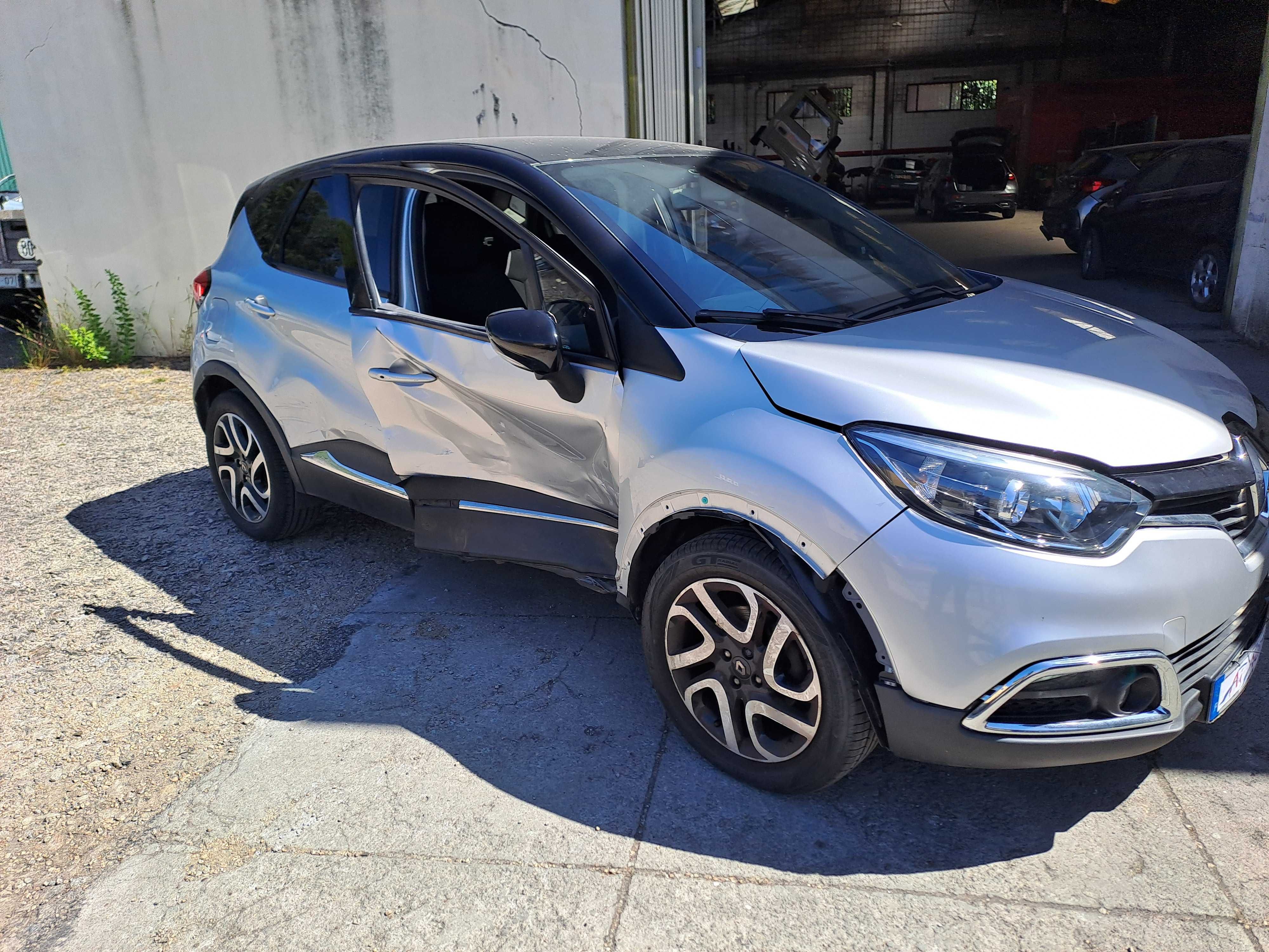 Salvado Renault Captur 1.5 Dci de 2016
