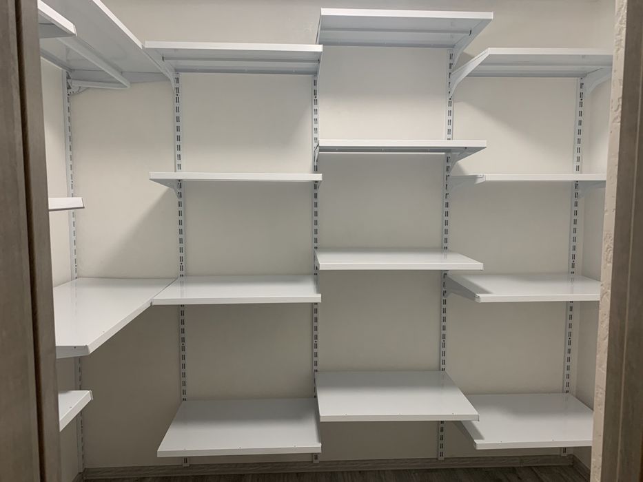 Стелаж настінний настенный стеллаж б/у гараж кладовка гардероб