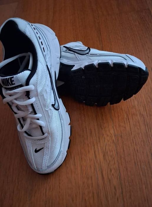 Sapatilhas NIKE brancas