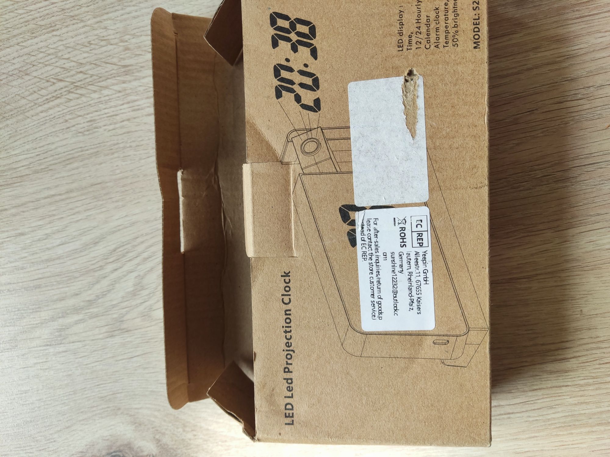 Zegar lustrzany LED z projektorem Budzik ładowany USB