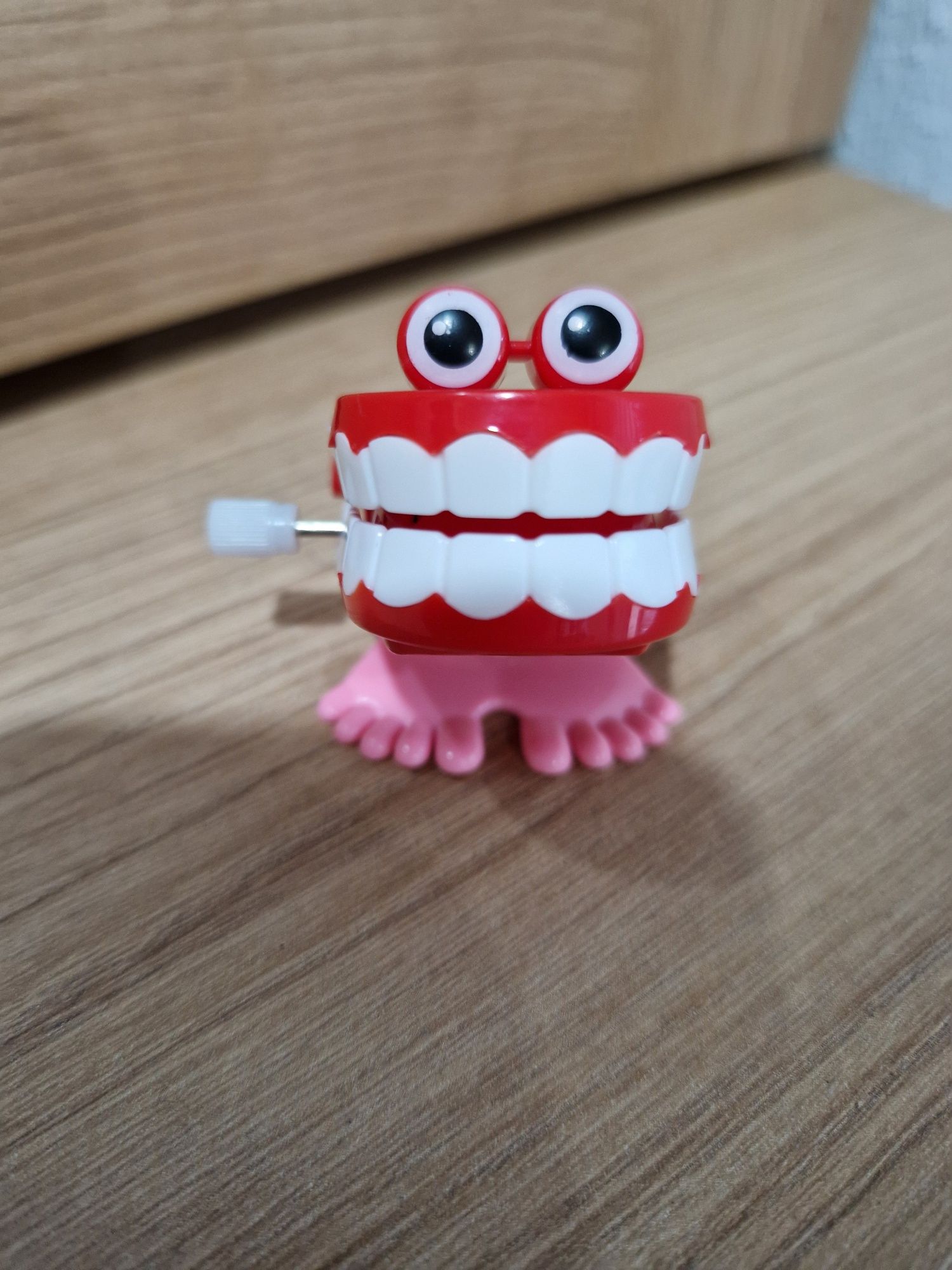 Dentadura saltitante super engraçado