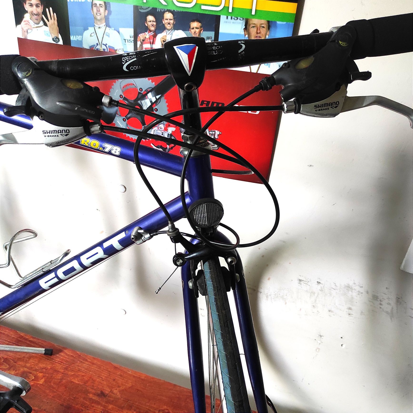 Rower szosowy 28 Fort flatbar rama CrMo Sanko 20" przegląd retro
