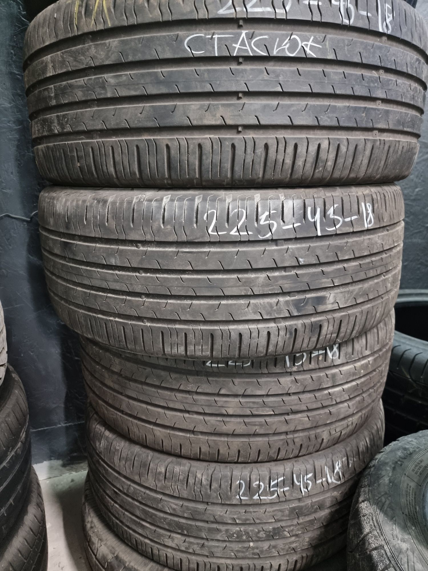 225/45R18 Continental EcoContact 6