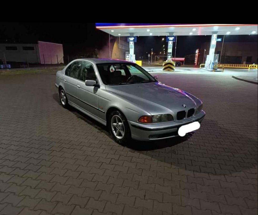 BMW E39 523i 2,5 benzyna LPG