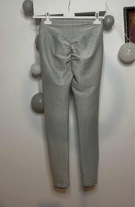 Szare legginsy sportowe