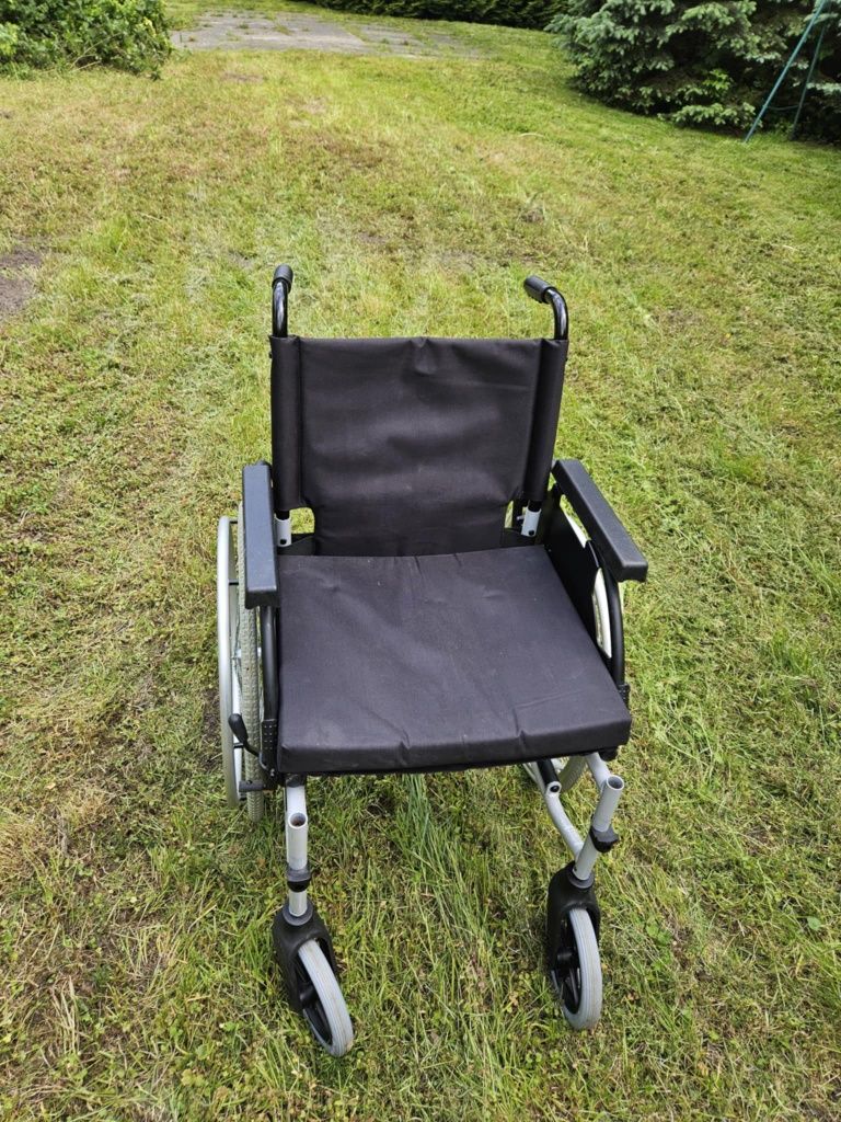 Wózek inwalidzki aluminiowy