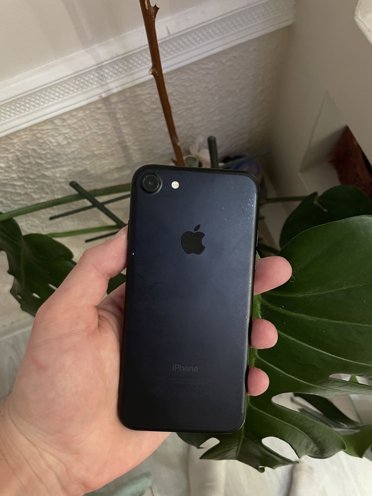 Iphone 7 / 128gb Ідеальний стан