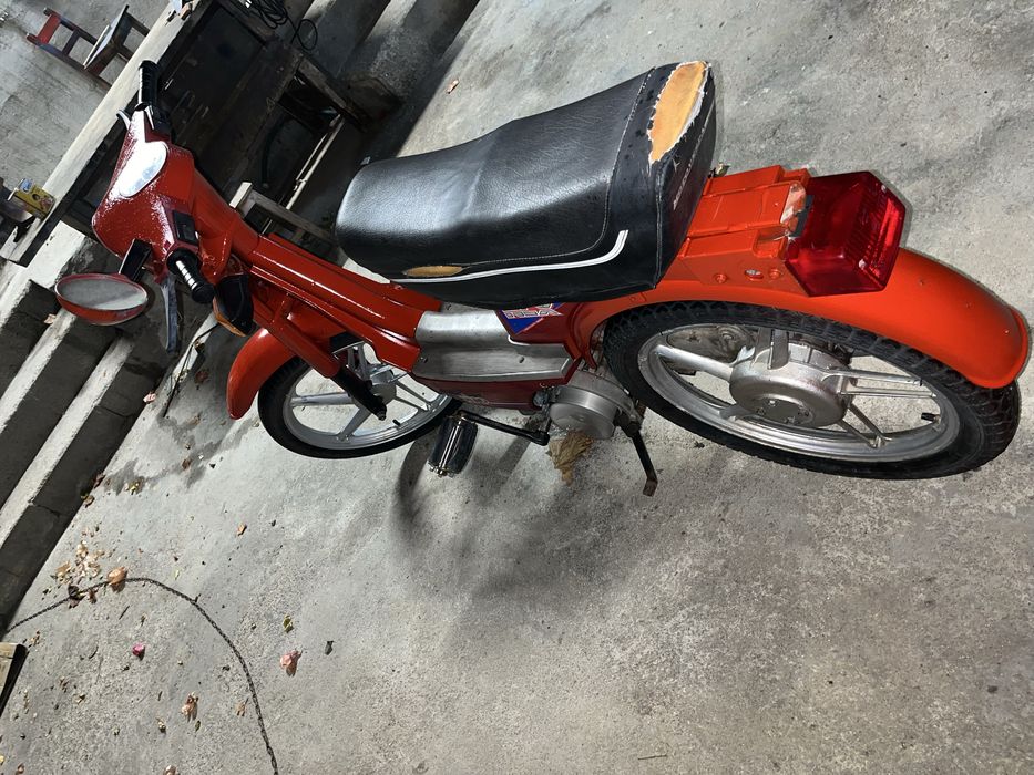 Vendo mobilete VESPINO NLX