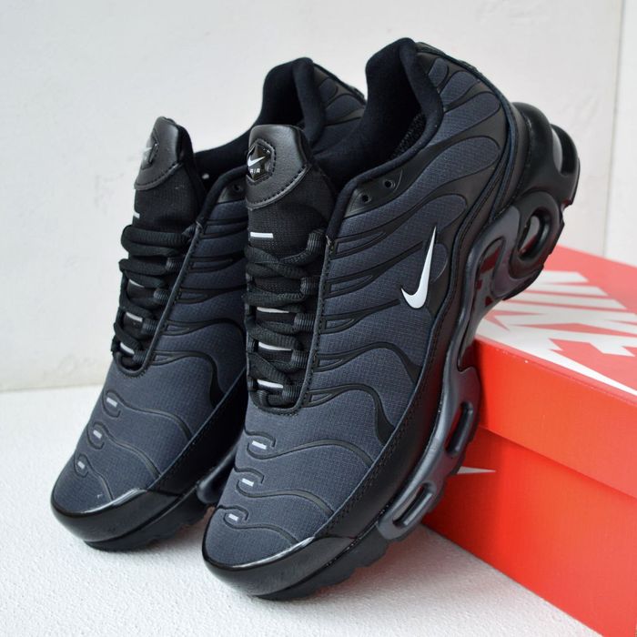 Nike Air Max Plus TN Waterproof кросівки чоловічі термо найк зимові