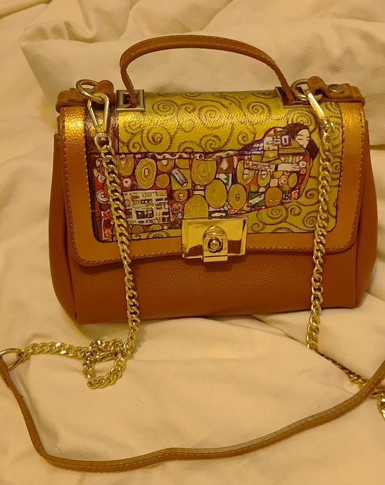 Сумочка жіноча шкіряна 16/19