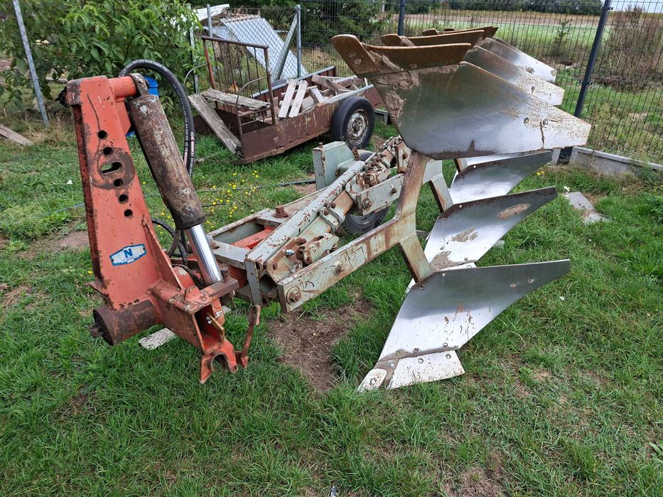 Pług obrotowy 4-skibowy Fenet