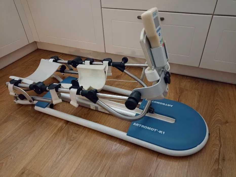 Wynajem szyny CPM – rehabilitacja kolana/biodra – transport!