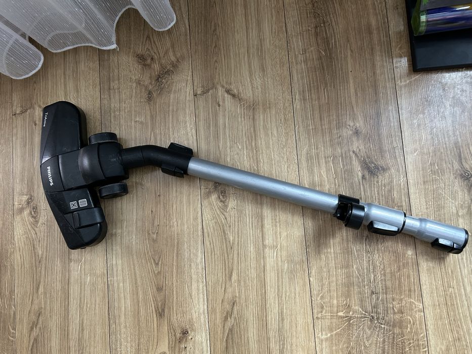 Odkurzacz bezworkowy philips