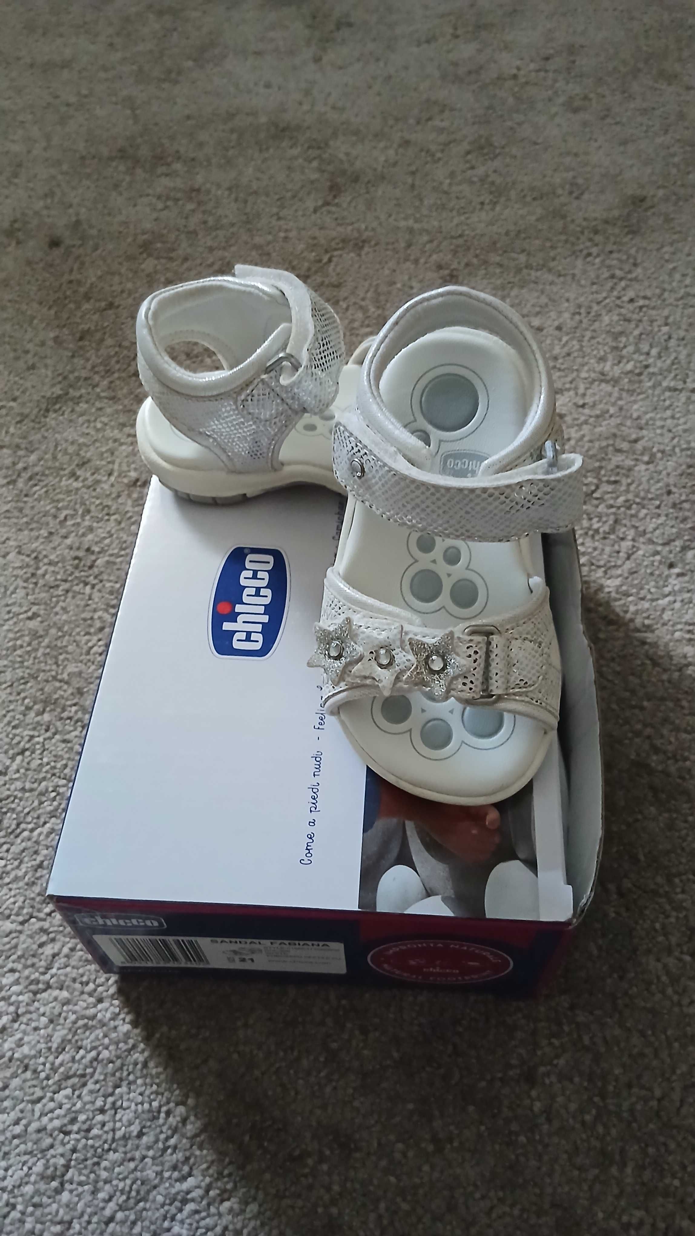Sandalias chicco 21