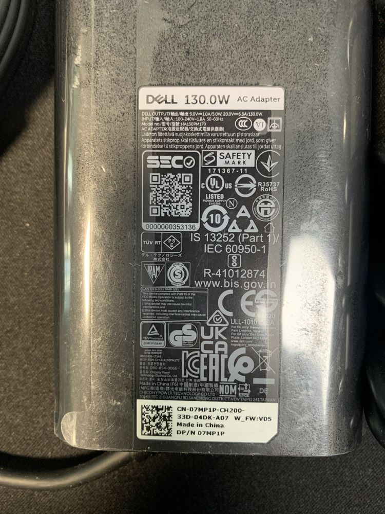 Блок живлення зарядка до ноутбука Dell Type-c 130W